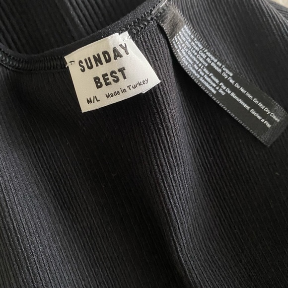 Aritzia Avery Seamless Dress - Picture 7 of 7